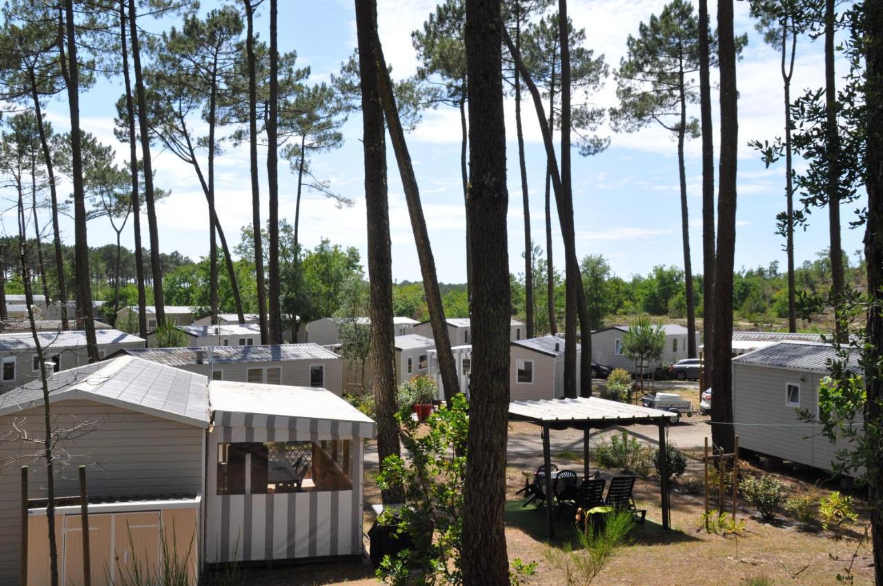 Mobilhome Cote Landaise Les Dunes De Contis 4 Saint-Julien-en-Born Exteriör bild