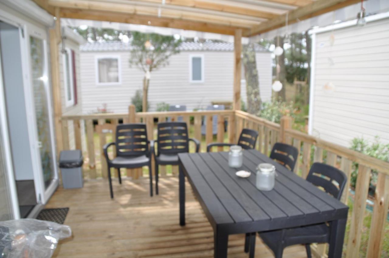 Mobilhome Cote Landaise Les Dunes De Contis 4 Saint-Julien-en-Born Exteriör bild